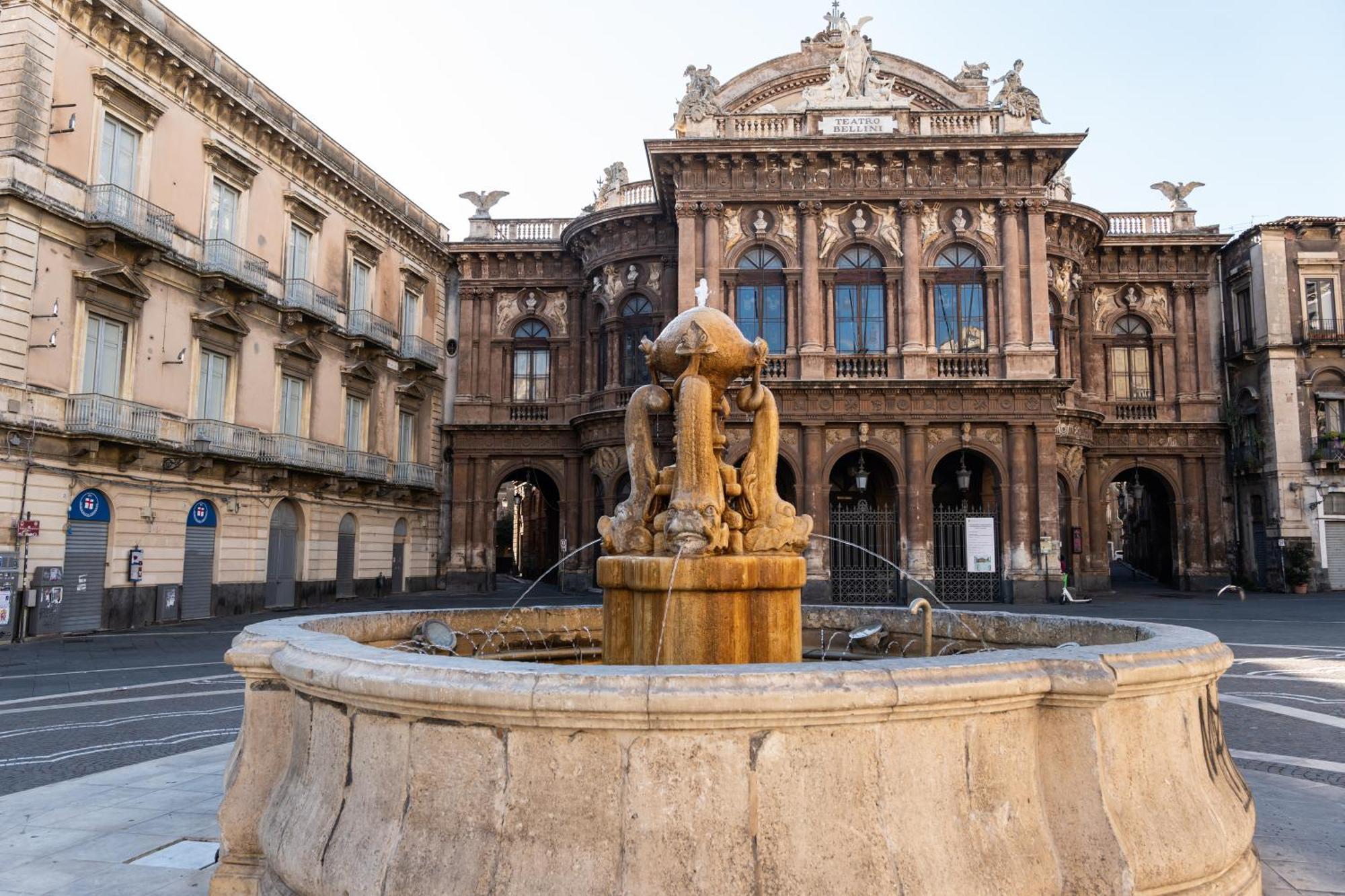 Scene Suites Apartments Catania Ngoại thất bức ảnh